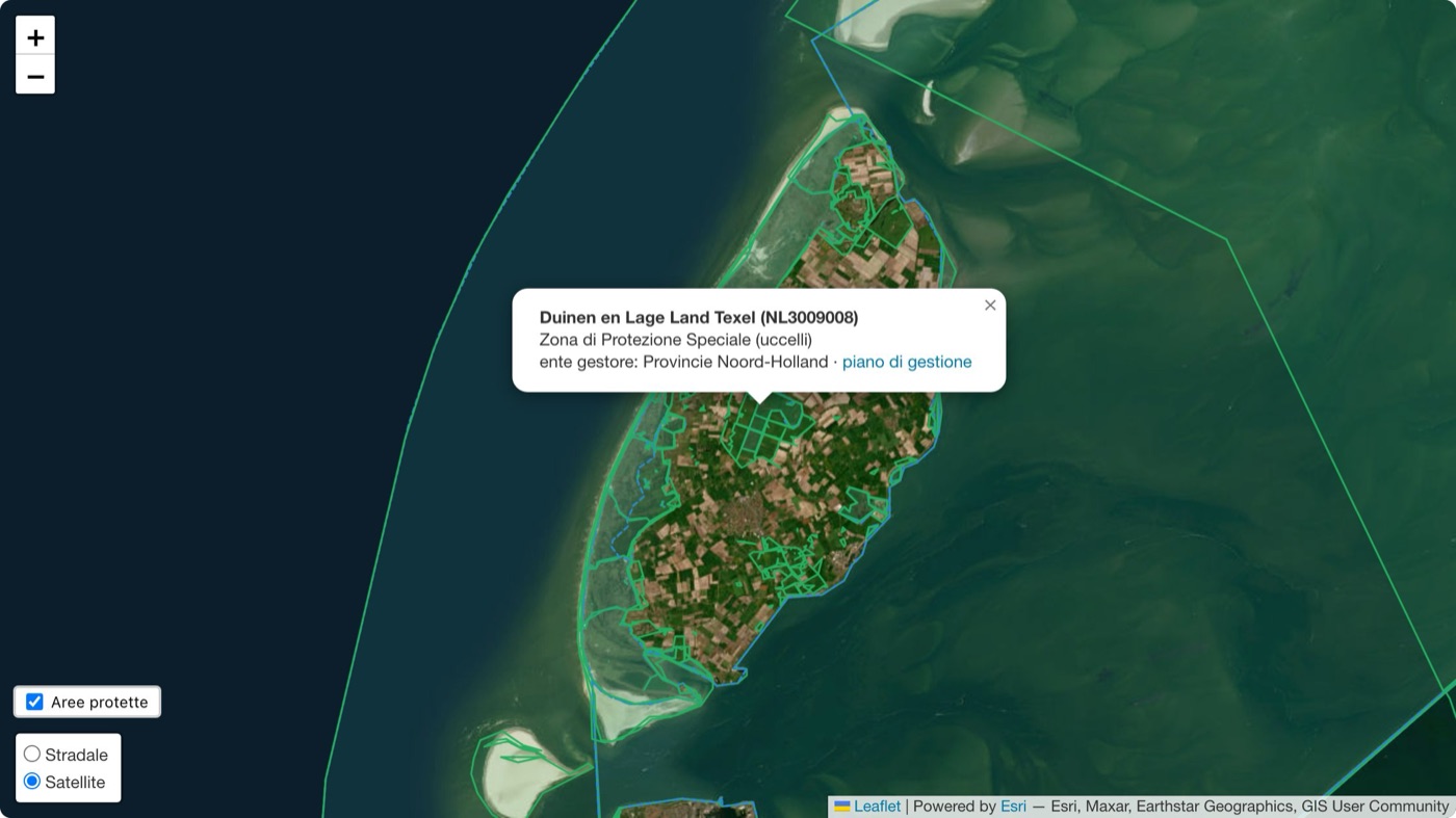 Mappa missione di Dronetrake su immagine satellitare: il sito Natura 2000 Duinen en Lage Land Texel (NL3009008) nei Paesi Bassi, con ente gestore e link al piano, senza email